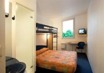 Hotel Ibis Budget Centre 2*